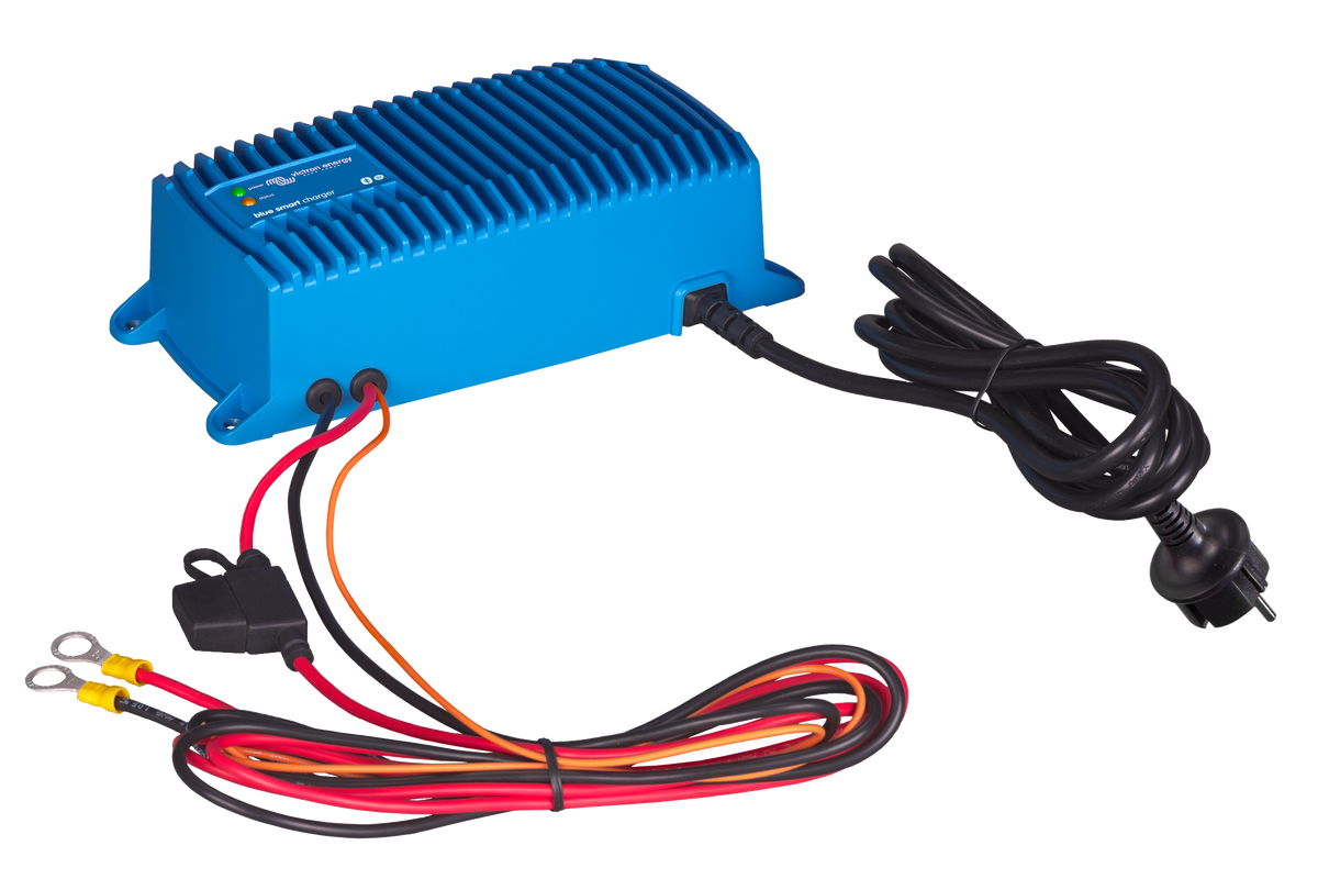 Victron Blue Smart IP67 Charger 12/17(1) 220V CEE 7/7