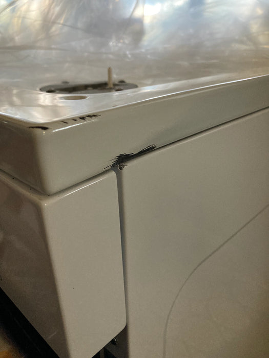 Unique 30" Classic Retro Propane Off-Grid Range (Battery Ignition) SCRATCH & DENT