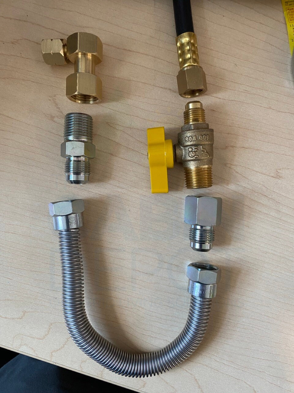 Cinderella® - G 1/4 LH - G 1/2 Latón 90º NPT - Hembra