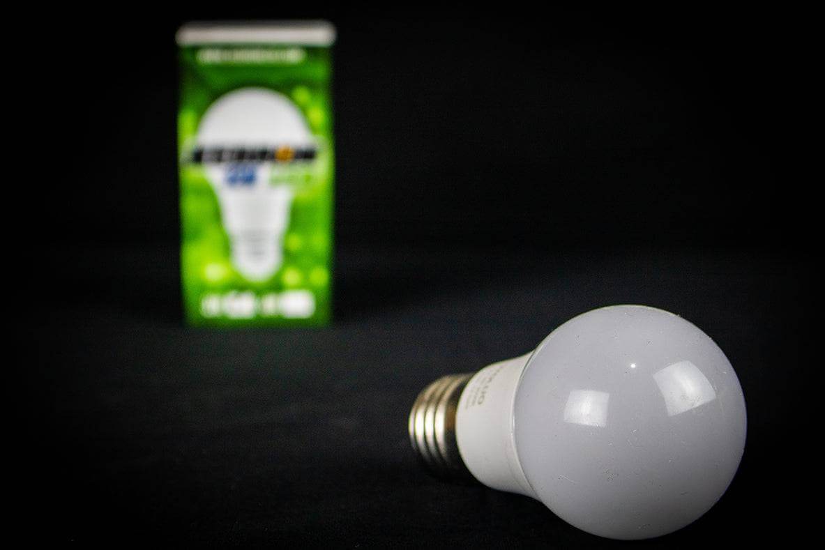 Kedron 12V 3W LED DC Light Bulb with E27 socket, perfect for indoor or garden lighting, available at Cabin Depot.