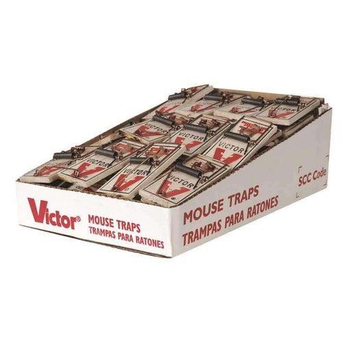 Victor Wooden Metal Pedal Mouse Trap pack, top-selling at Cabin Depot for effective pest control.