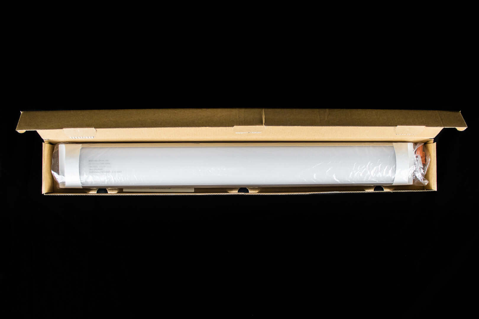 Kedron 20W 12vDC LED 24" Light in box - Cool White, available at Cabin Depot for residential and commercial lighting solutions.