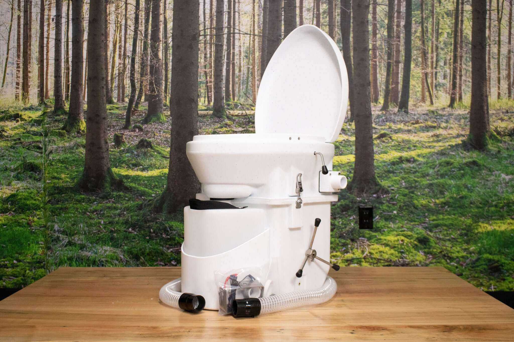 完全独立型コンポストトイレ Air Head / Nature ‘s Head Nature's Head Composting Toilet - Off-Grid Solution – The Cabin Depot